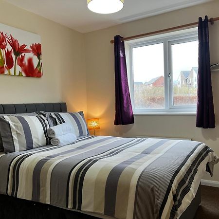 Crownford Guesthouse - Close To Hanley Centre And University Stoke-on-Trent Exterior photo