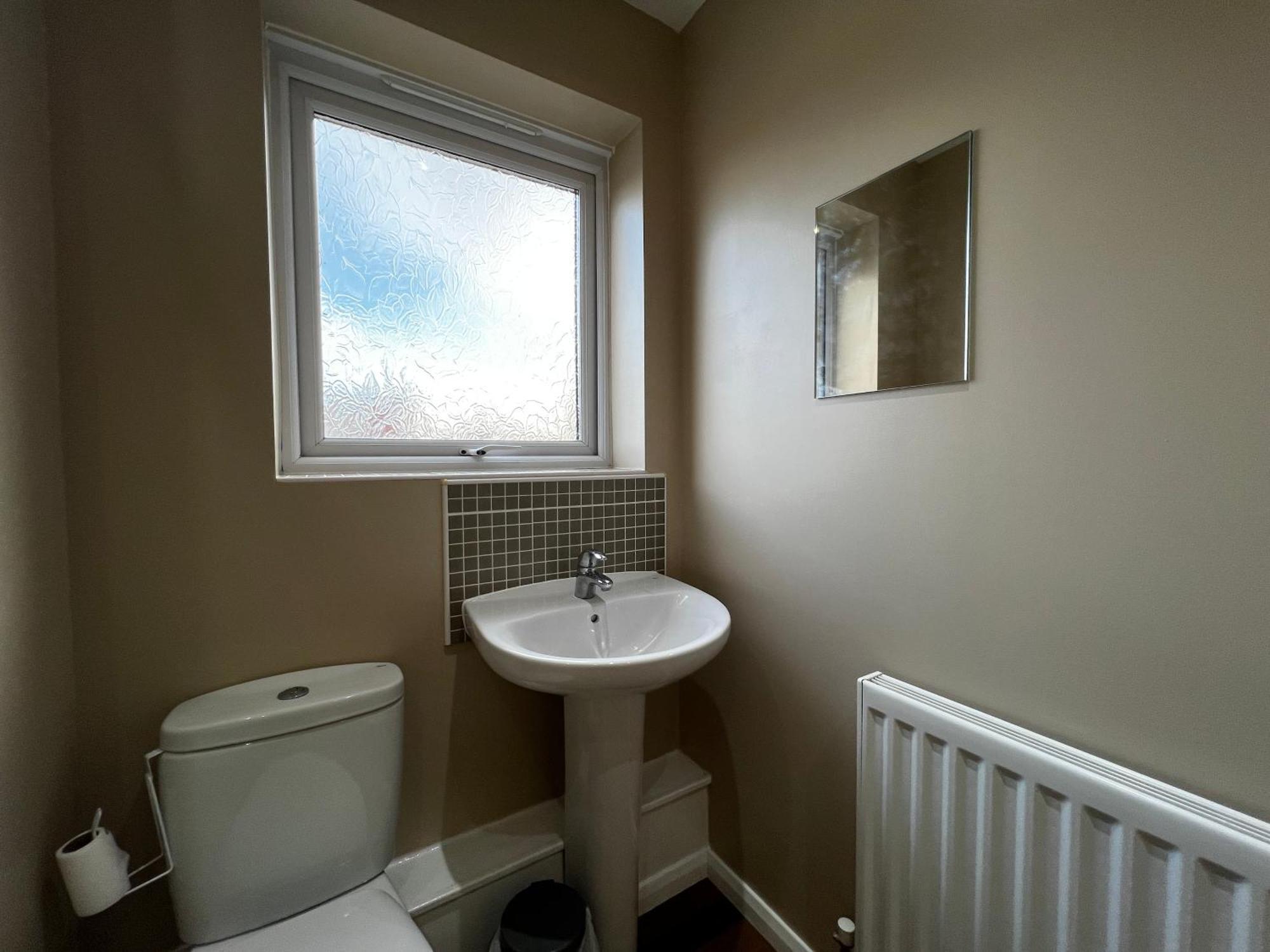 Crownford Guesthouse - Close To Hanley Centre And University Stoke-on-Trent Exterior photo